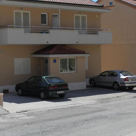 Apartments with a parking space Makarska - 6850 Zewnętrze zdjęcie